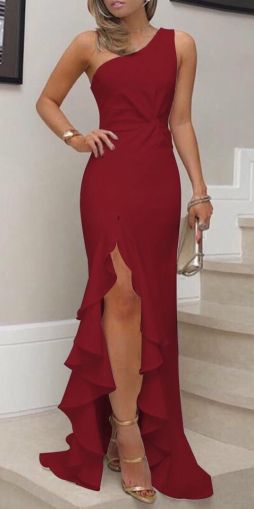 Дълга рокля с едно рамо